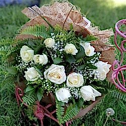 11 Beyaz Gül Buketi