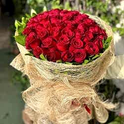 41 Kırmızı Gül Buketi